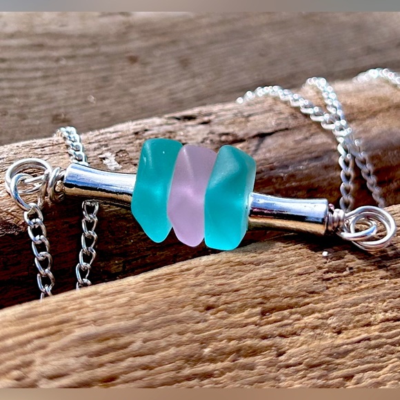 SALE ! Beach Glass Necklace 16-18” - Picture 1 of 1